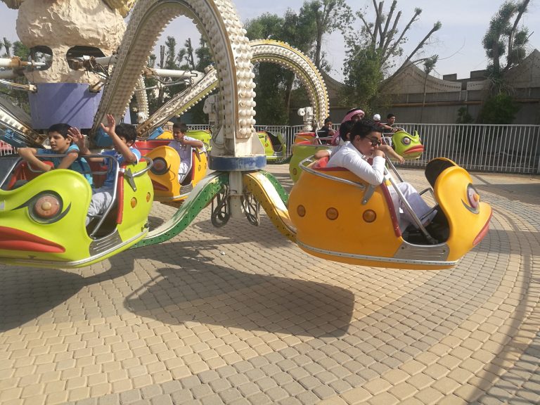 ماذا يوجد داخل خيمة الملاهي بالرياض 6 عجلة فيريس | مقال عربي