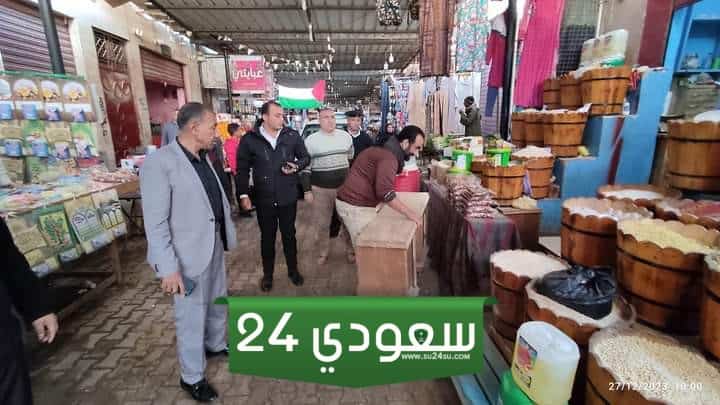 الإشغالات ورفع المخلفات بأحياء واحة الخارجة