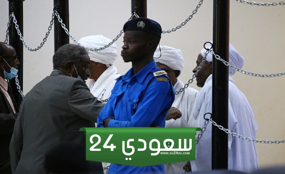 القبض على وزير سوداني بعهد البشير
