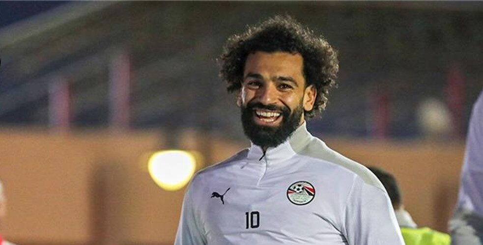 شاهد الاستقبال الجماهيري المثير لمحمد صلاح في كوت ديفوار (فيديو)