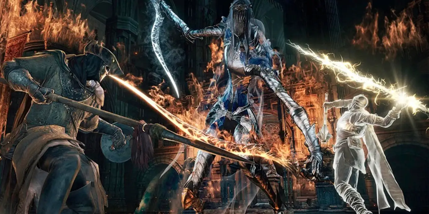 ميازاكي: Elden Ring و Dark Souls هي "ألعاب أكشن خيالية مظلمة"