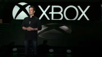 فل سبنسر طمأن الموظفين ونفى إيقاف العمل على أجهزة Xbox
