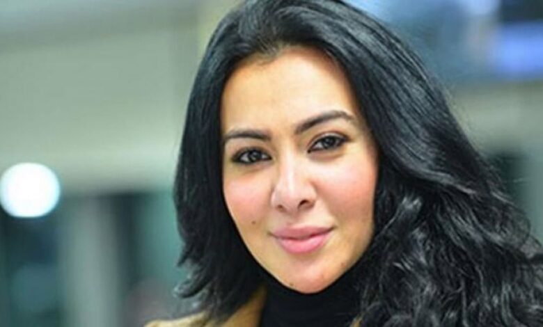 قرار عاجل من النيابة بشأن المتهمين بسرقة حقيبة الفنانة ميرهان حسين