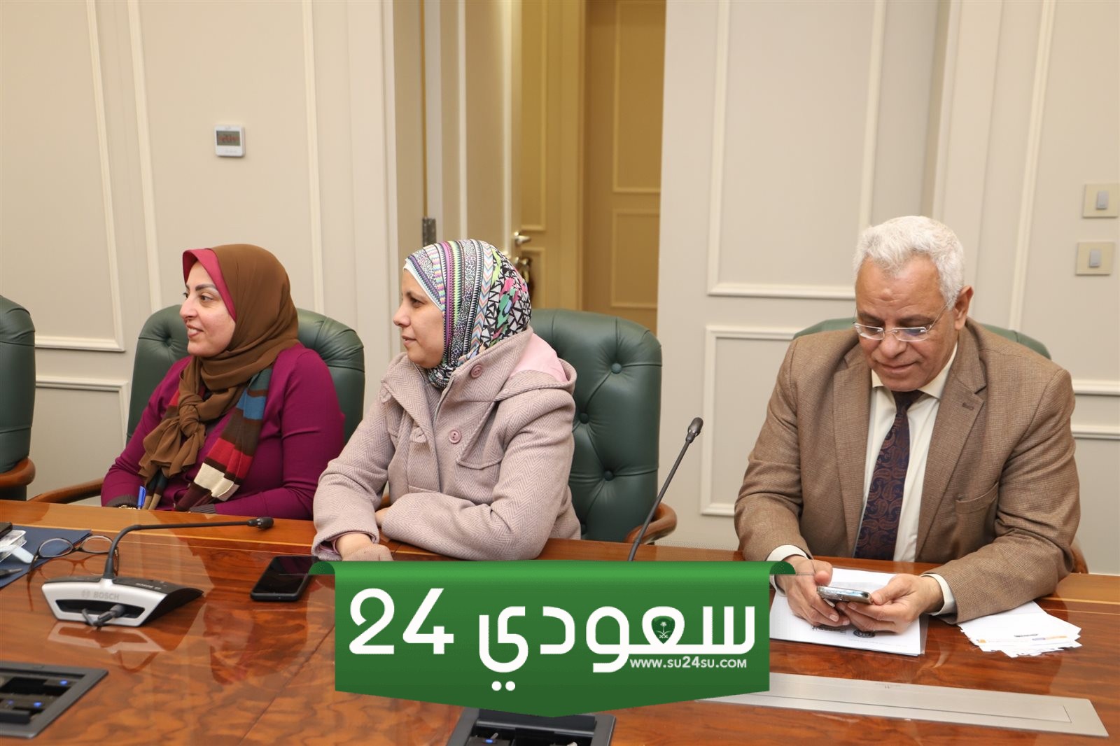 وزير العمل يوجه بتكثيف الجهود