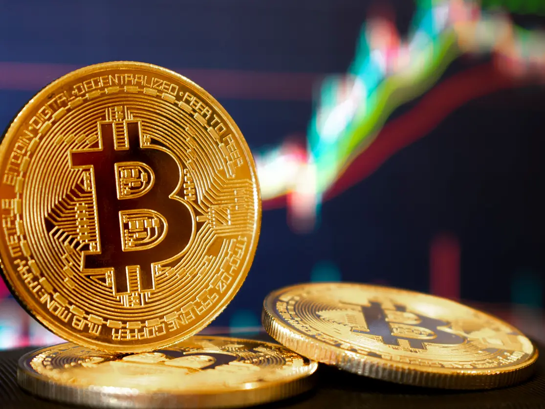 مشاكل التضخم والتعويم تتسبب في ارتفاع أسعار البيتكوين بعنف في هذه الدول
