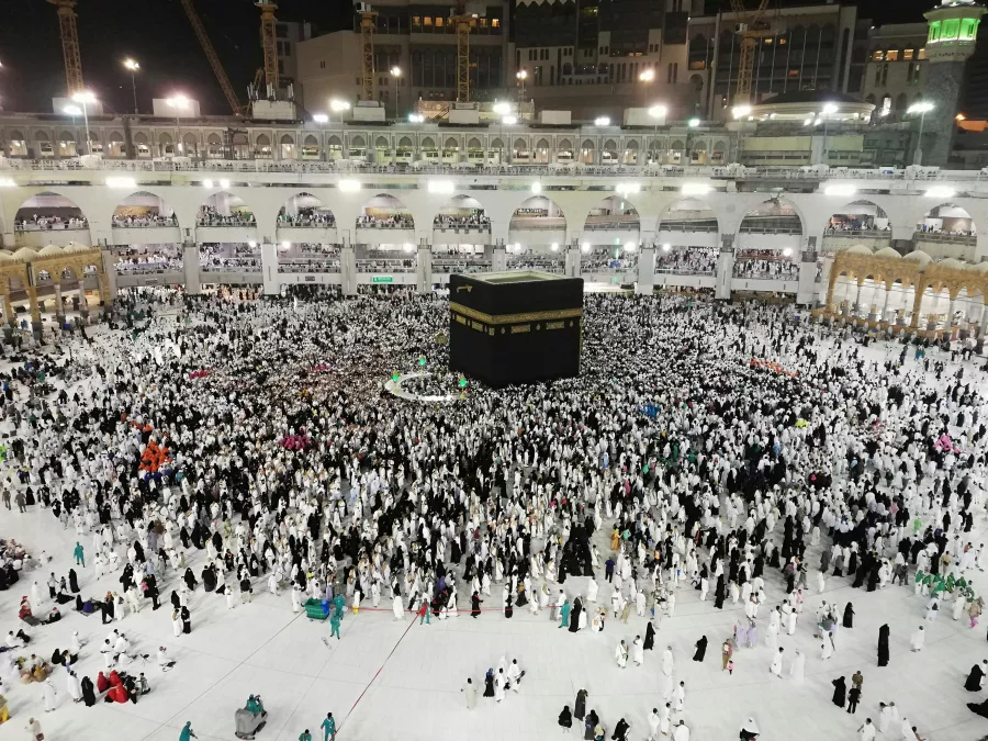 متى يصلون التراويح بالسعودية