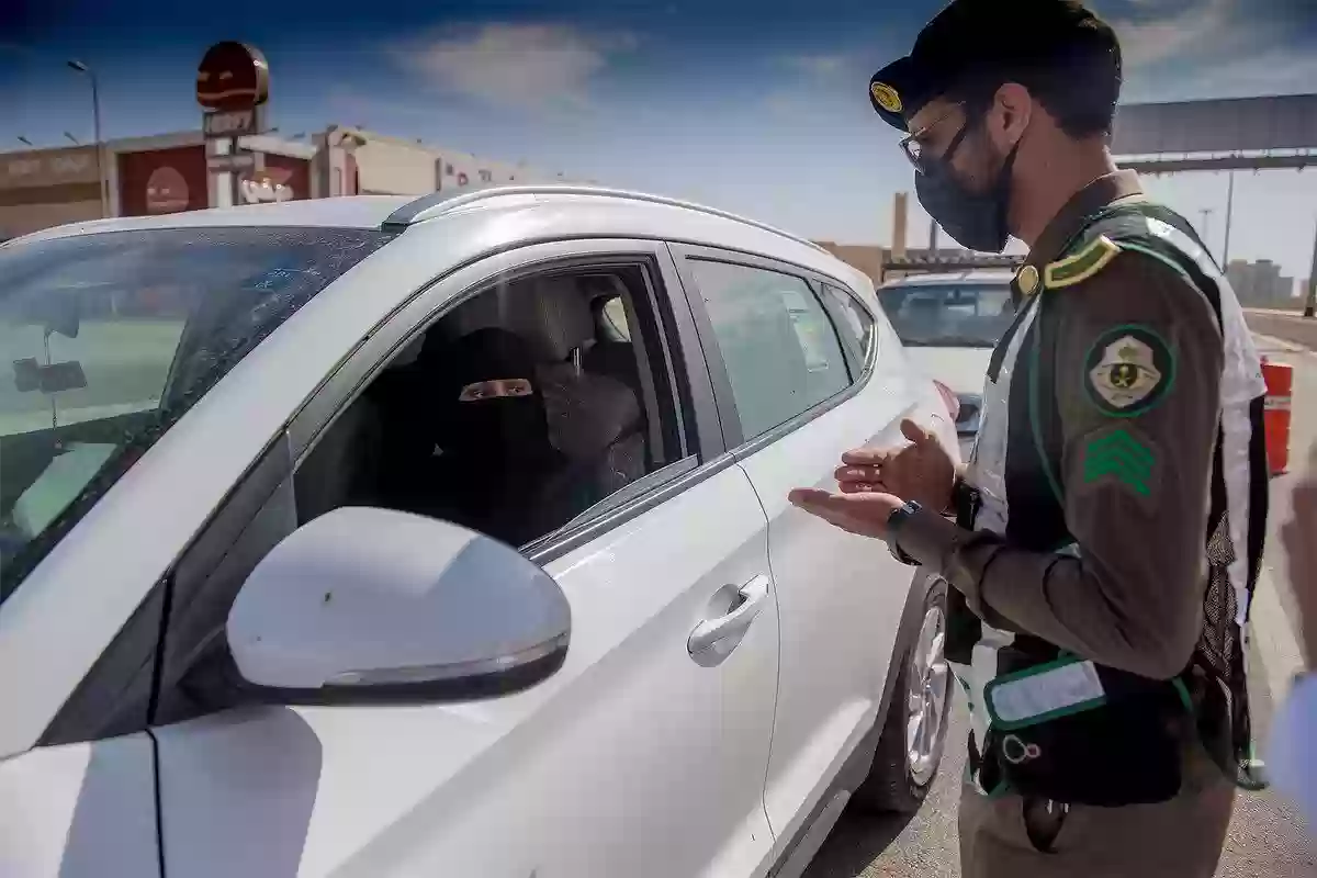 مخالفة عدم حمل رخصة قيادة