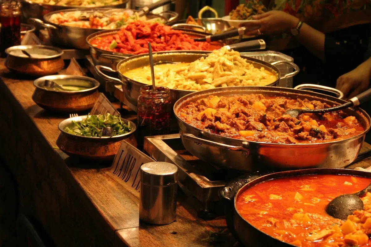 مطعم يسوي بوفيه رخيص بالرياض