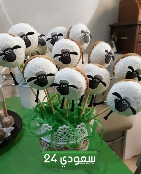 صور توزيعات عيد الأضحى 2024