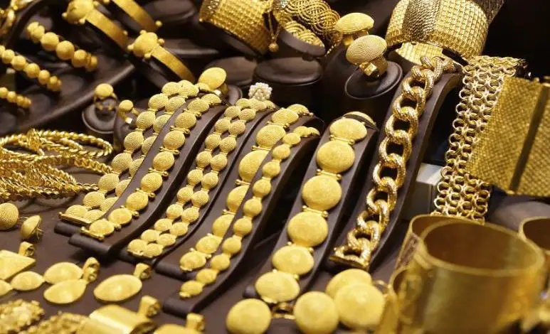تفسير حلم سرقة الذهب