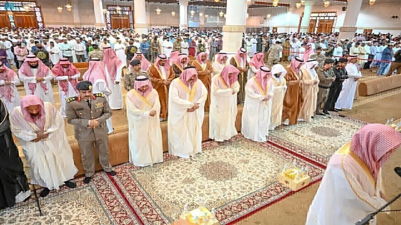 صلاة عيد الفطر كم ركعة