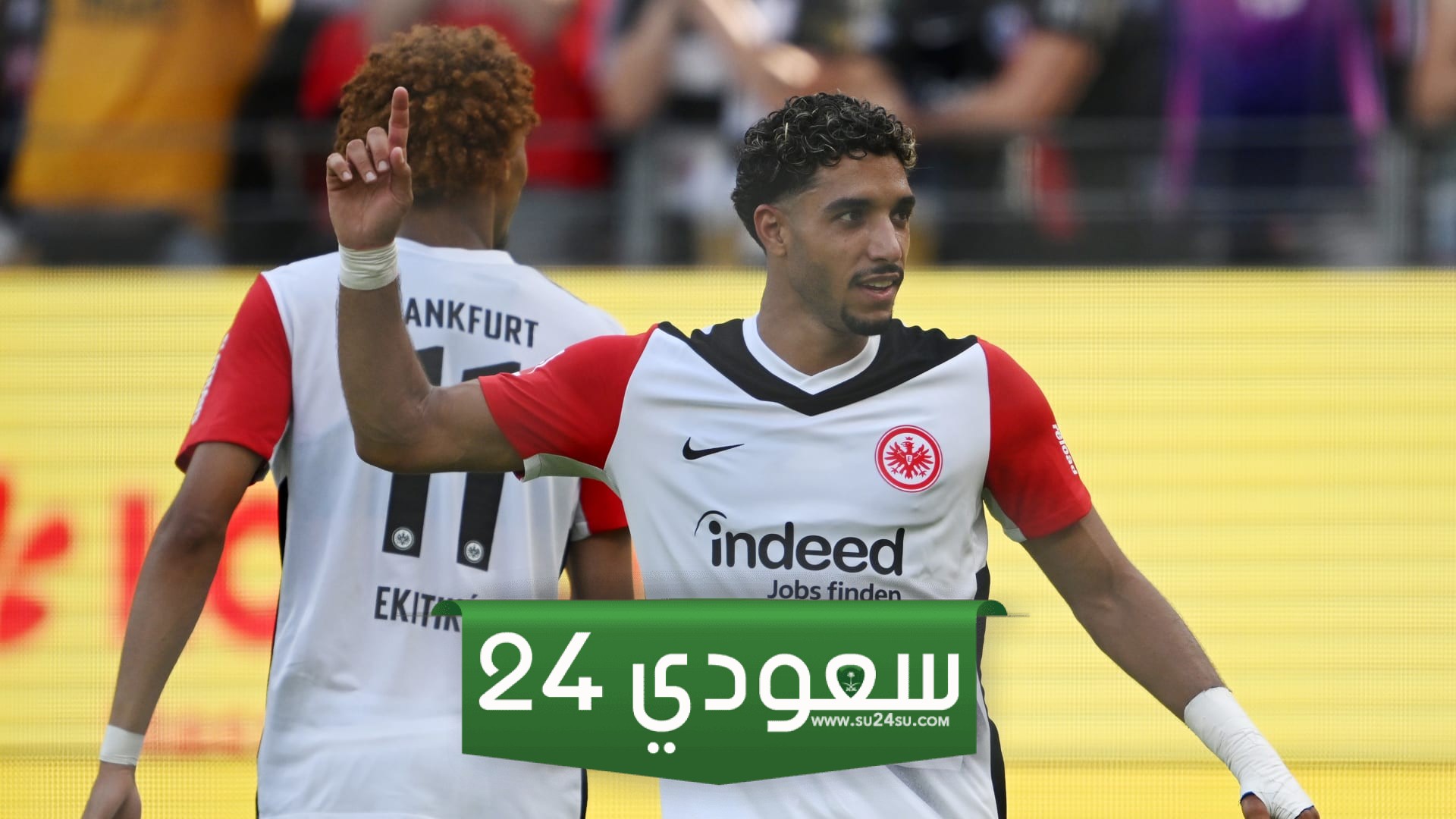 إشادات تنهال عليه.. عمر مرموش يتصدر المشهد في الدوري الألماني