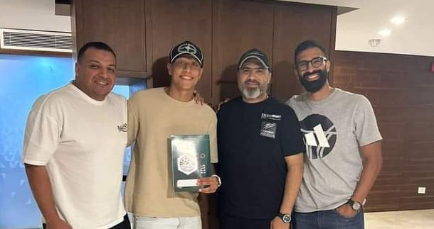 غزل المحلة يعلن تجديد التعاقد مع عمرو الجزار