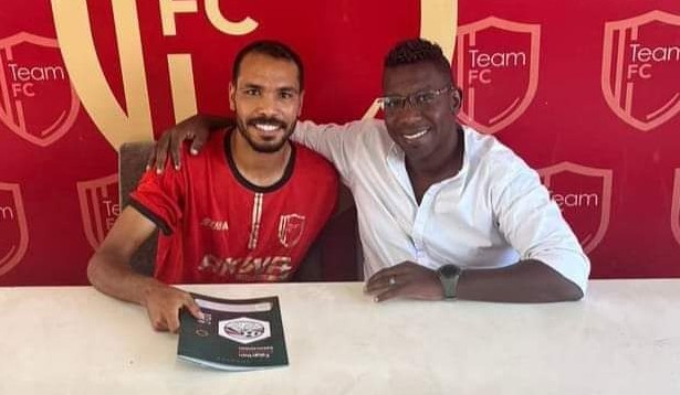 دياموند يتعاقد مع عزوز لاعب زد
