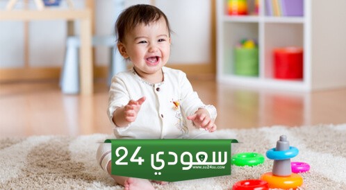 متى يصبح الطفل قادر على الجلوس وهل يمكن ان يحبو الطفل قبل الجلوس؟!